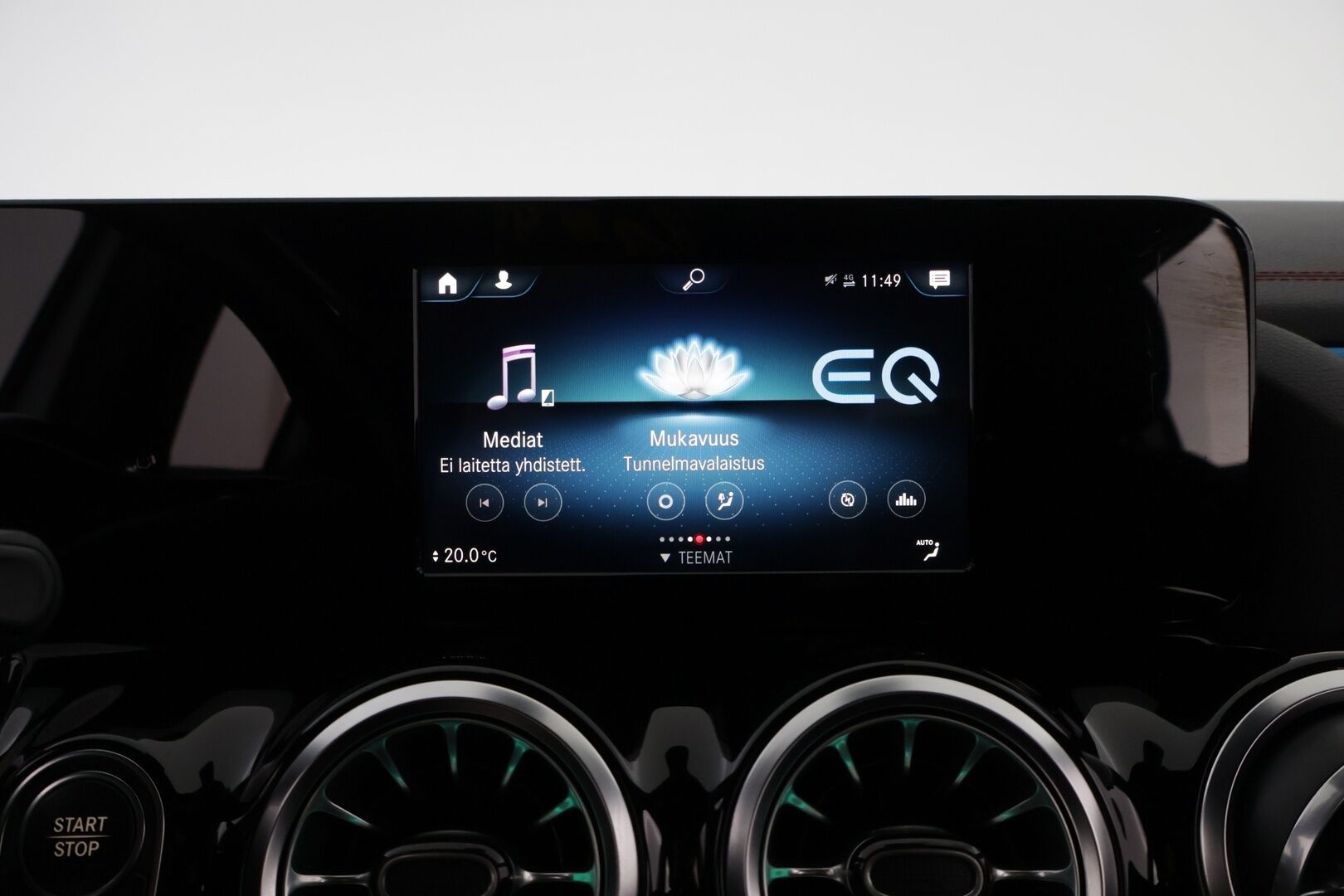 Mercedes-Benz EQA 2022 250 Business AMG - Vetokoukku | Peruutuskamera | Nahka-Alcantara | LED High Performance | Night Paketti | Comand Navi | Kahdet Vanteet | Merkkihuollot | Akku kuntotarkastettu!