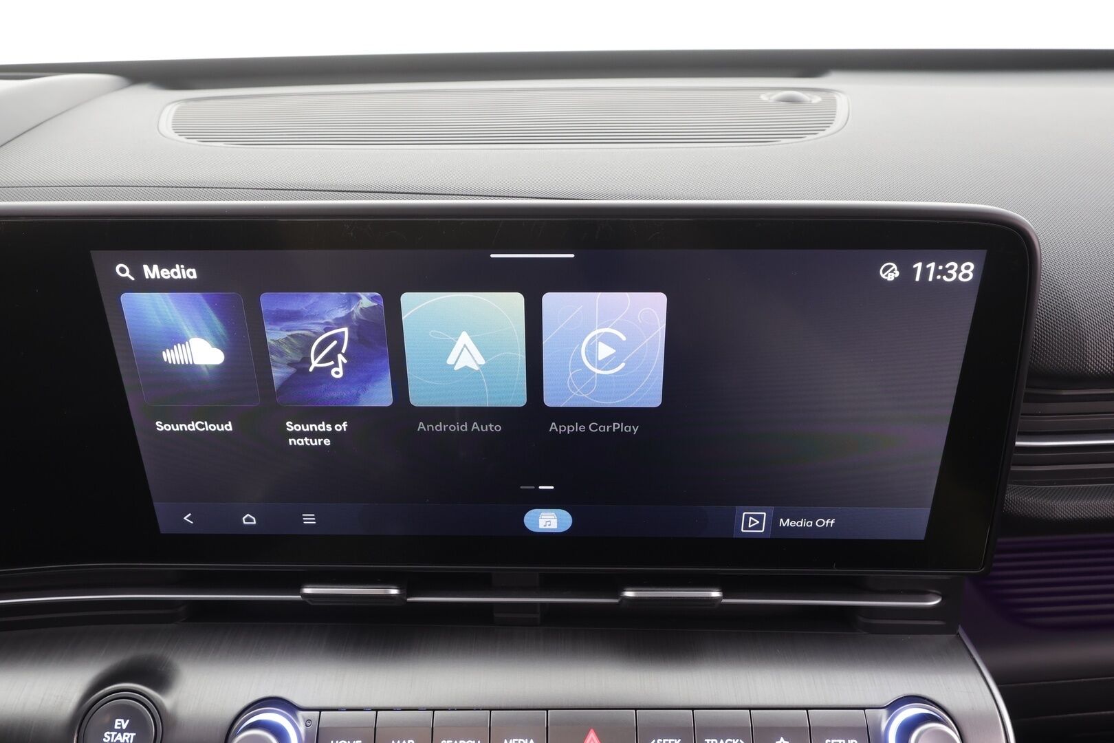 Hyundai KONA 2024 65 kWh 217 hv Premium - | ACC | ILP | Koukku | Bose | HUD | 360° | Ilmastoidut nahat | Lasikattoluukku | Muistipenkki | LED | Navi | Keyless | Ratinlämmitin | 2x Renkaat | Merkkihuollettu |