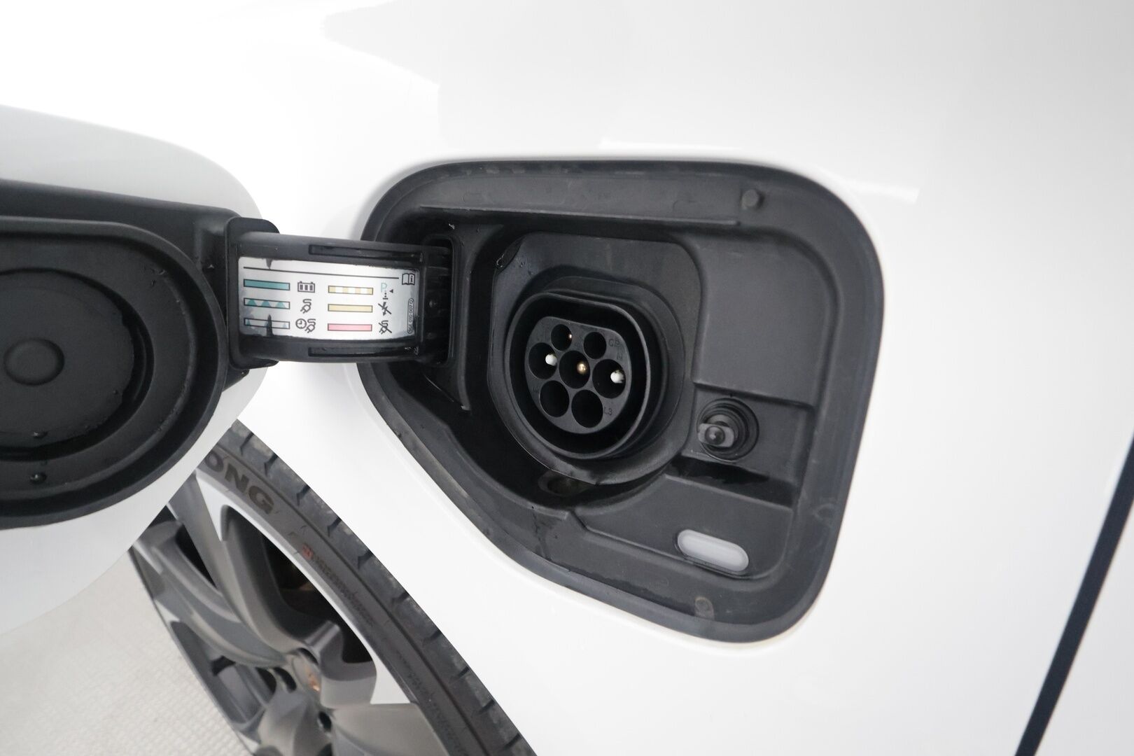 Cupra Leon Sportstourer 2021 1,4 PHEV 180 kW e-HYBRID DSG - | ACC | LED | P.Kamera | Koukku | Puolinahat | Ratinlämmitys | Kaistavahti | Keyless | Navi | Digimittaristo | Kahdet renkaat | - KORKO VAIN 3,99 %