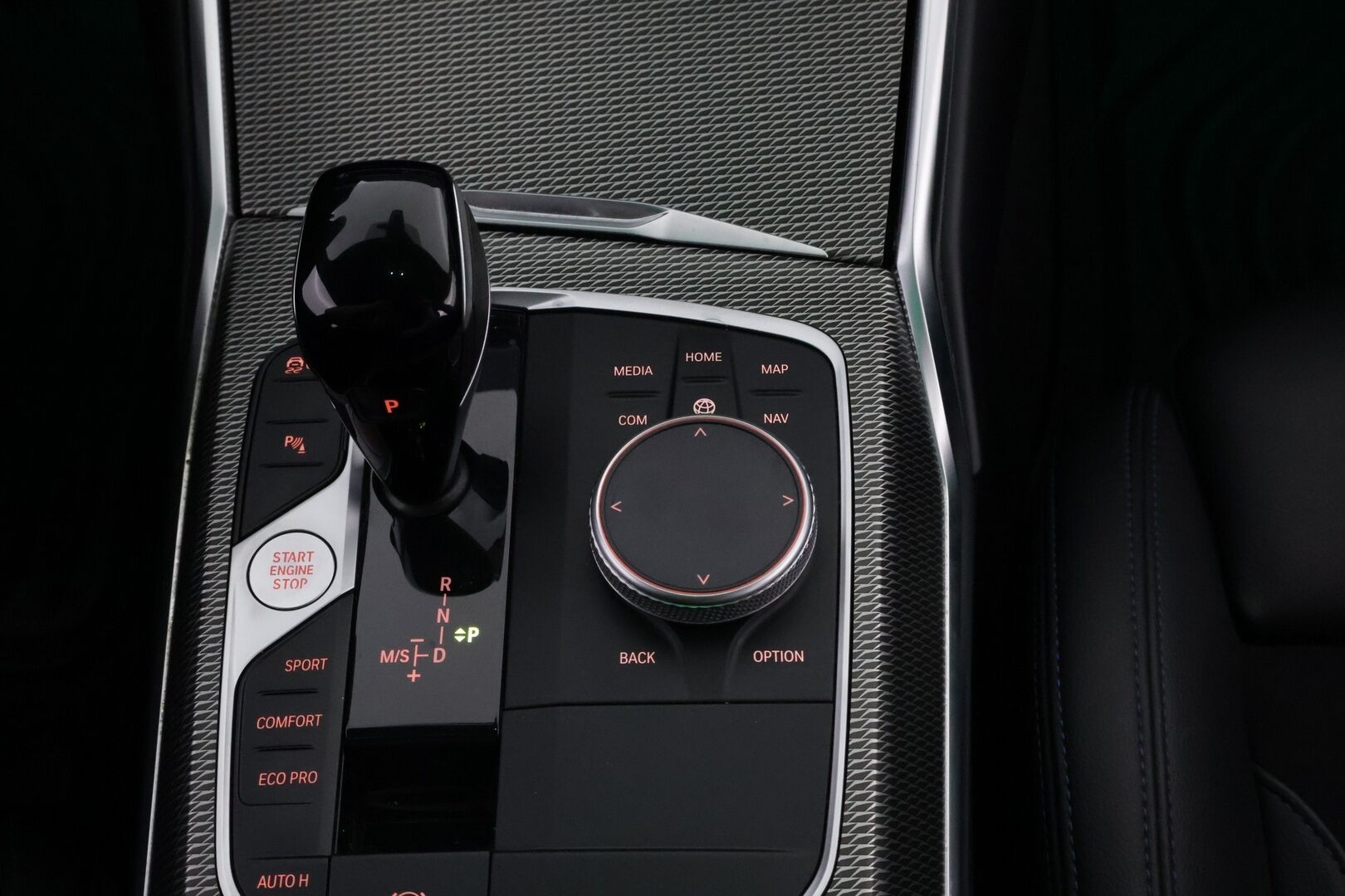 BMW 320 2020 G21 Touring 320d A xDrive Business M Sport MHEV - Adapt.Vakkari | HiFi | Vetokoukku | Nahka-Alcantara | Adapt.LED
