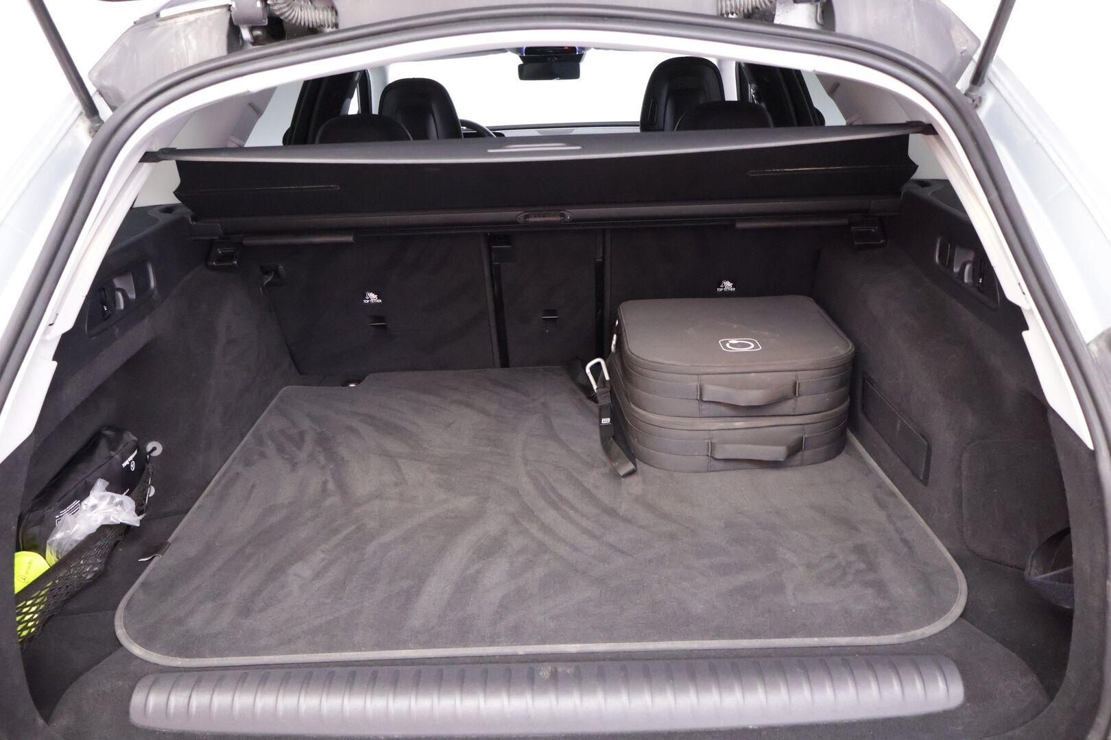 Mercedes-Benz E 2024 300 de 4MATIC A All-Terrain - Webasto | Burmester | DTR+ | 360-Kamera | Vetokoukku | Muistipenkki | Nahkasisusta | Huippuvarusteet!