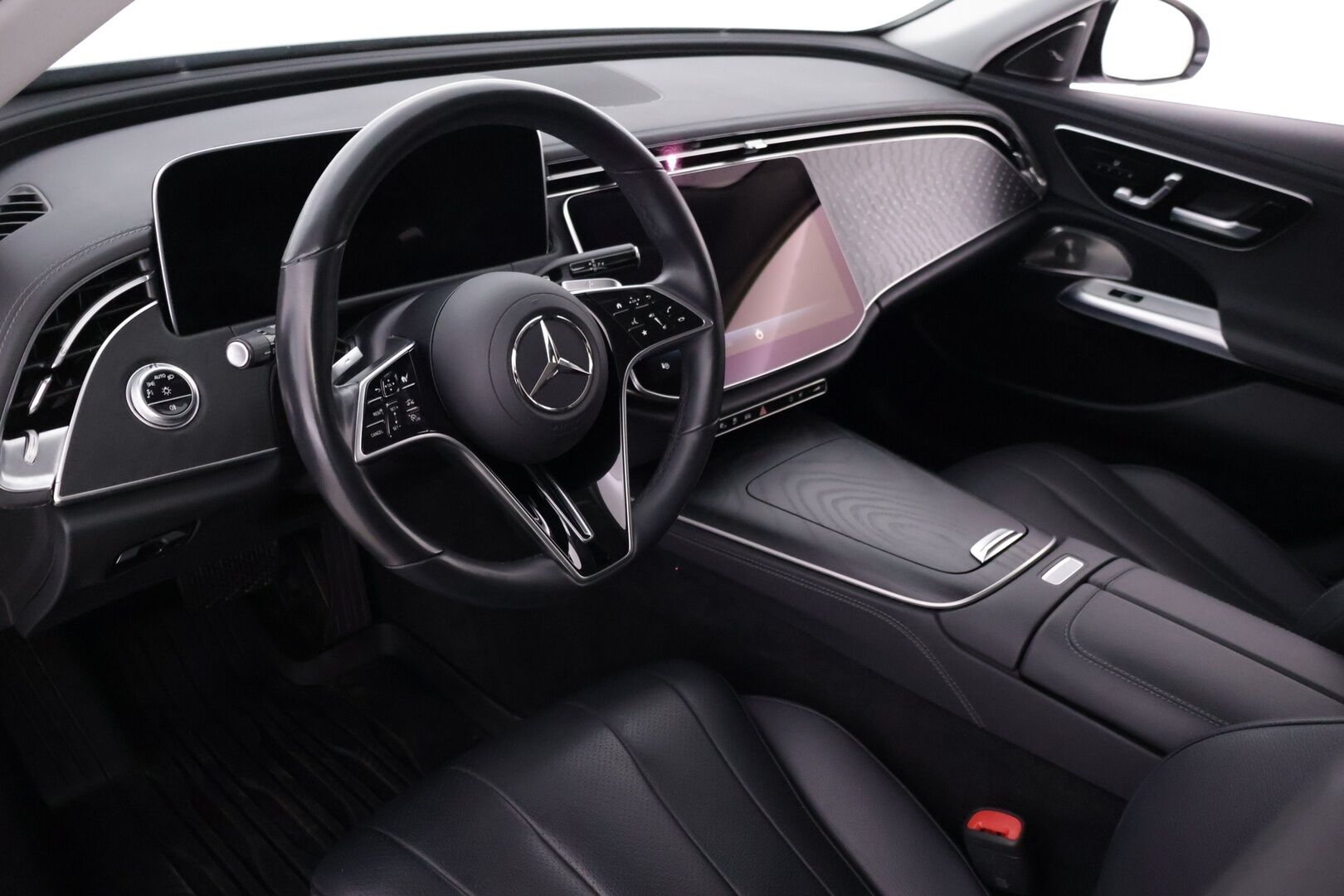 Mercedes-Benz E 2024 300 de 4MATIC A All-Terrain - Webasto | Burmester | DTR+ | 360-Kamera | Vetokoukku | Muistipenkki | Nahkasisusta | Huippuvarusteet!