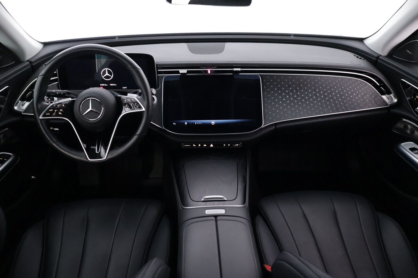 Mercedes-Benz E 2024 300 de 4MATIC A All-Terrain - Webasto | Burmester | DTR+ | 360-Kamera | Vetokoukku | Muistipenkki | Nahkasisusta | Huippuvarusteet!