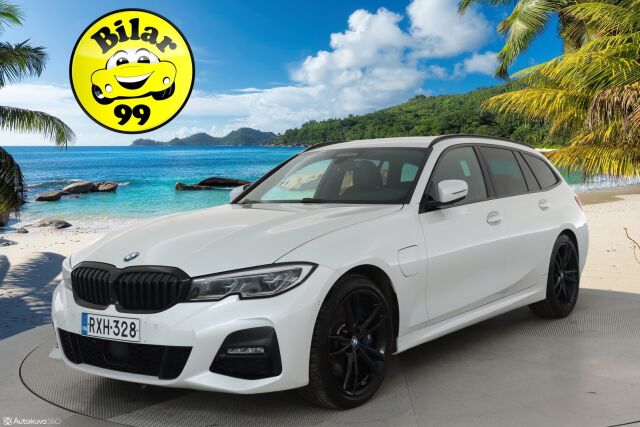 BMW 330 2021