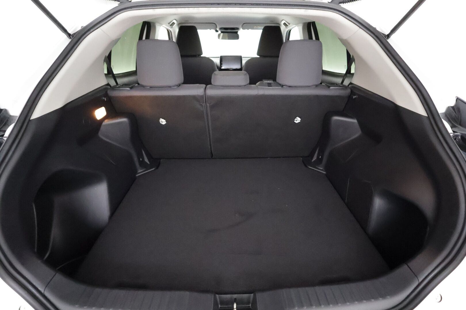 Toyota Yaris Cross 2024 1.5 Hybrid 116 Active - | ACC | Facelift | P.kamera | Lisävalo | Lämm. ratti | Apple & Android | LDA | PCS | PDA | 1-om suomiauto | Merkkihuollot | ALV | 