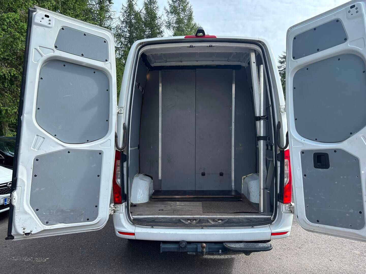 Mercedes-Benz Sprinter 2019 216CDI-3,2/32 KB normaali A1 - | Vakionopeudensäädin | P-Kamera | Apple&Android | Jääkaappi | Mikro |