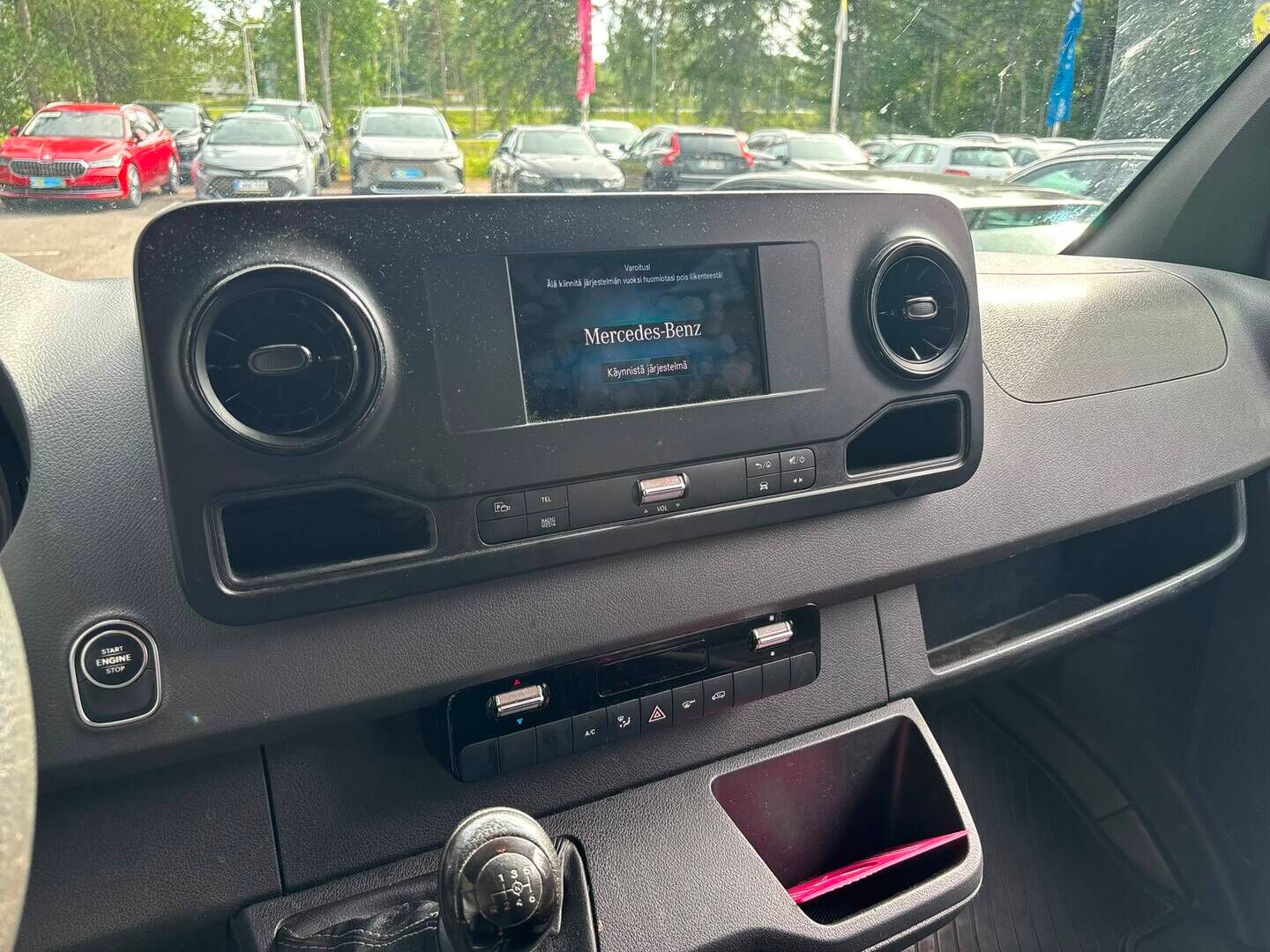 Mercedes-Benz Sprinter 2019 216CDI-3,2/32 KB normaali A1 - | Vakionopeudensäädin | P-Kamera | Apple&Android | Jääkaappi | Mikro |
