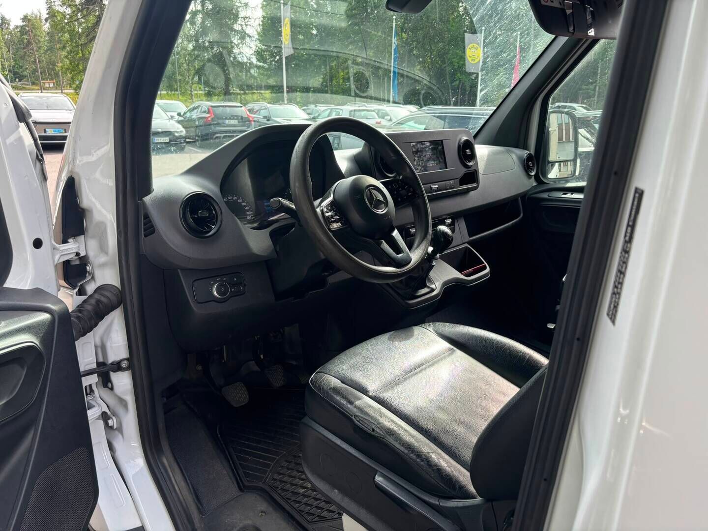 Mercedes-Benz Sprinter 2019 216CDI-3,2/32 KB normaali A1 - | Vakionopeudensäädin | P-Kamera | Apple&Android | Jääkaappi | Mikro |