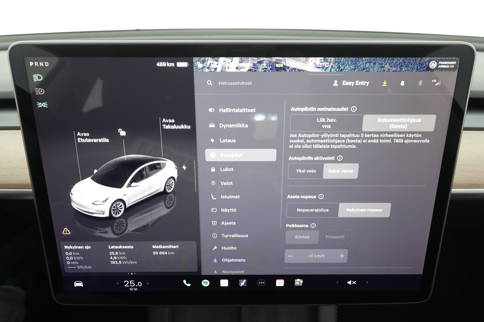 Tesla Model 3 2023 Long Range Dual Motor * Lasikatto / ILP / ACC / Matrix-LED / Muistipenkki / P.kamera / Premium Audio / Navi * - 2x Latauskaapelit - HULLUT AVAJAISHULINAT KORKOTARJOUS 3,29 %
