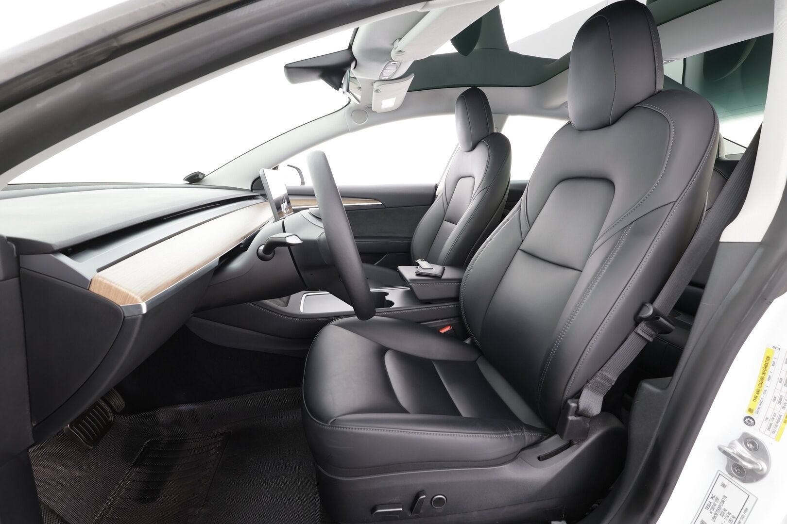 Tesla Model 3 2023 Long Range Dual Motor * Lasikatto / ILP / ACC / Matrix-LED / Muistipenkki / P.kamera / Premium Audio / Navi * - 2x Latauskaapelit - HULLUT AVAJAISHULINAT KORKOTARJOUS 3,29 %