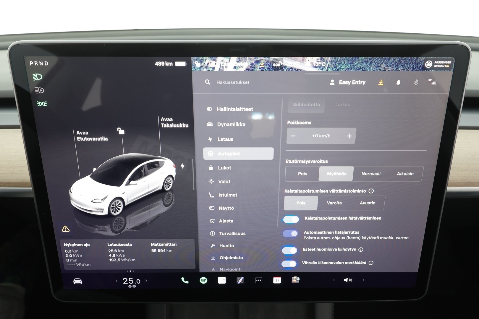 Tesla Model 3 2023 Long Range Dual Motor * Lasikatto / ILP / ACC / Matrix-LED / Muistipenkki / P.kamera / Premium Audio / Navi * - 2x Latauskaapelit - HULLUT AVAJAISHULINAT KORKOTARJOUS 3,29 %