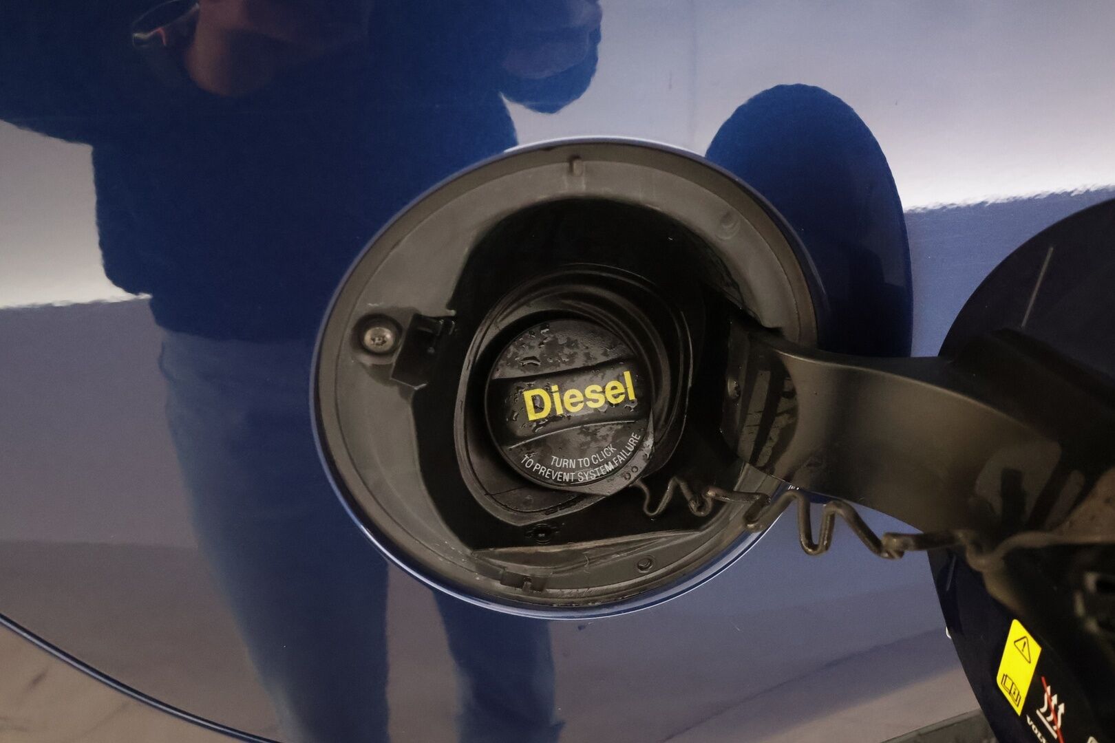 Volvo XC60 2016 D4 AWD Ocean Race aut * Webasto / Koukku / ACC / Panorama / Xenon / P.Tutkat / Navi / Kaistavahti * - Kahdet renkaat aluvanteilla