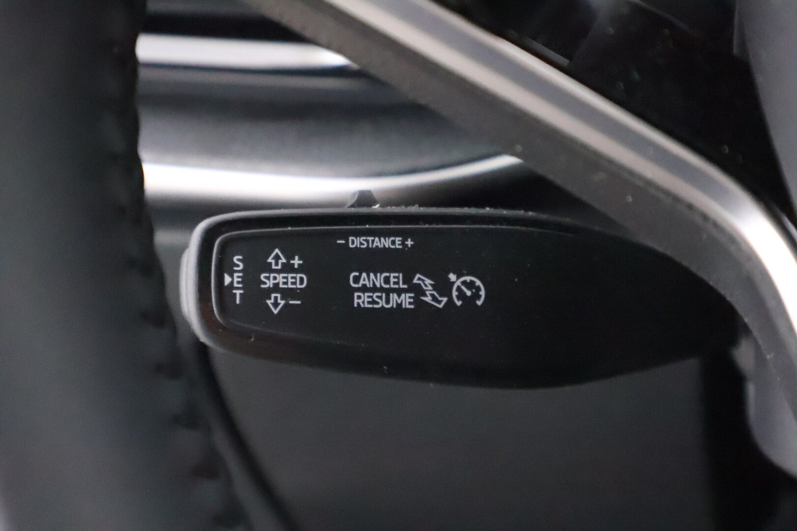 Skoda Superb 2025 Combi 1.5 TSI PHEV Style DSG Autom. * 1OM Suomiauto / Adapt.Vakkari / Canton / Hieronta / Vetokoukku / 360-Kamera - Supervarusteet / WLTP 133km / Akku kuntotarkastettu! - HULLU BLACKWEEK KORKOTARJOUS 2,49%