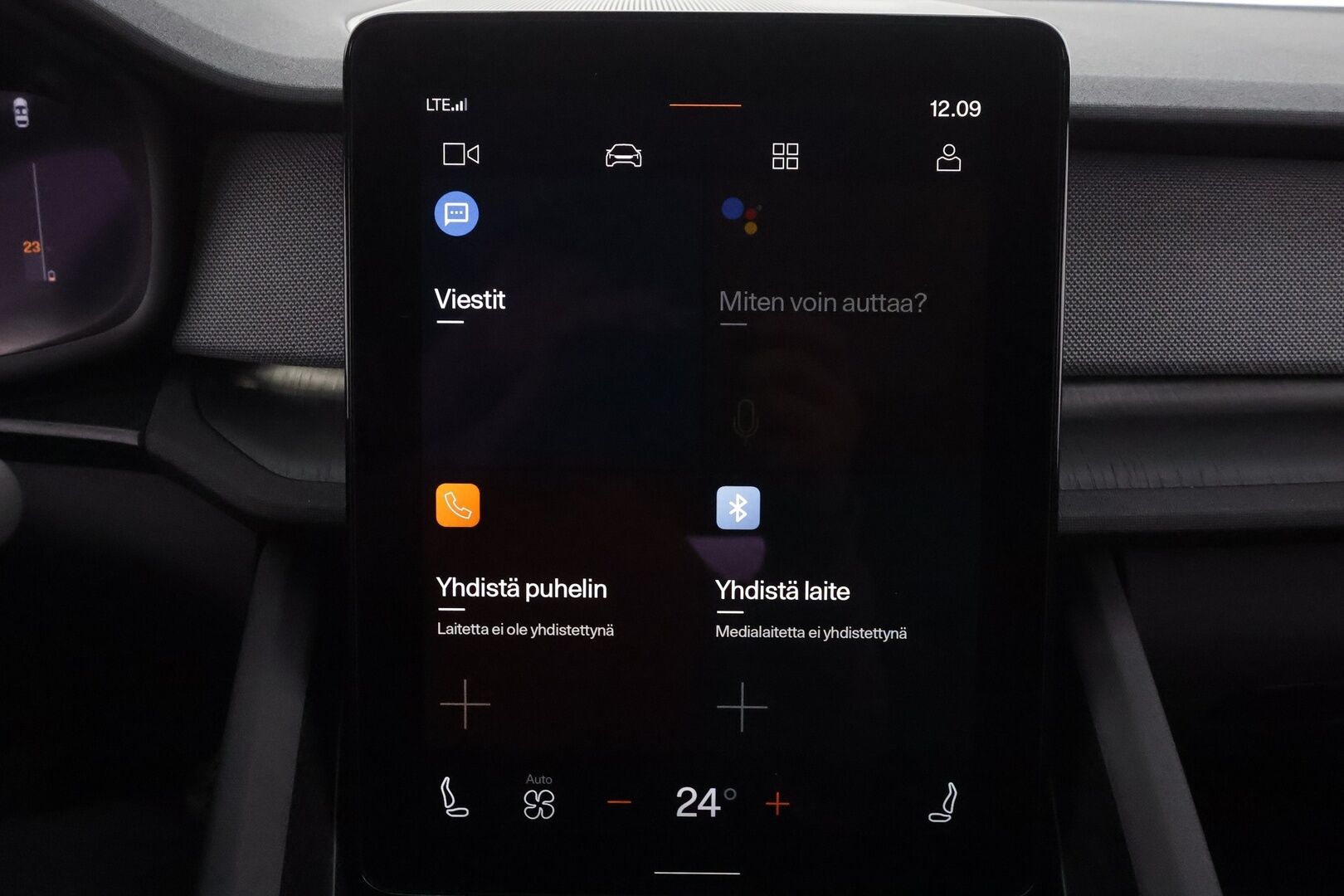 Polestar 2 2022 Standard Range Single Motor * ACC / Pilot&Plus / ILP / Muistipenkki / H&K / Koukku * - Merkkihuollettu