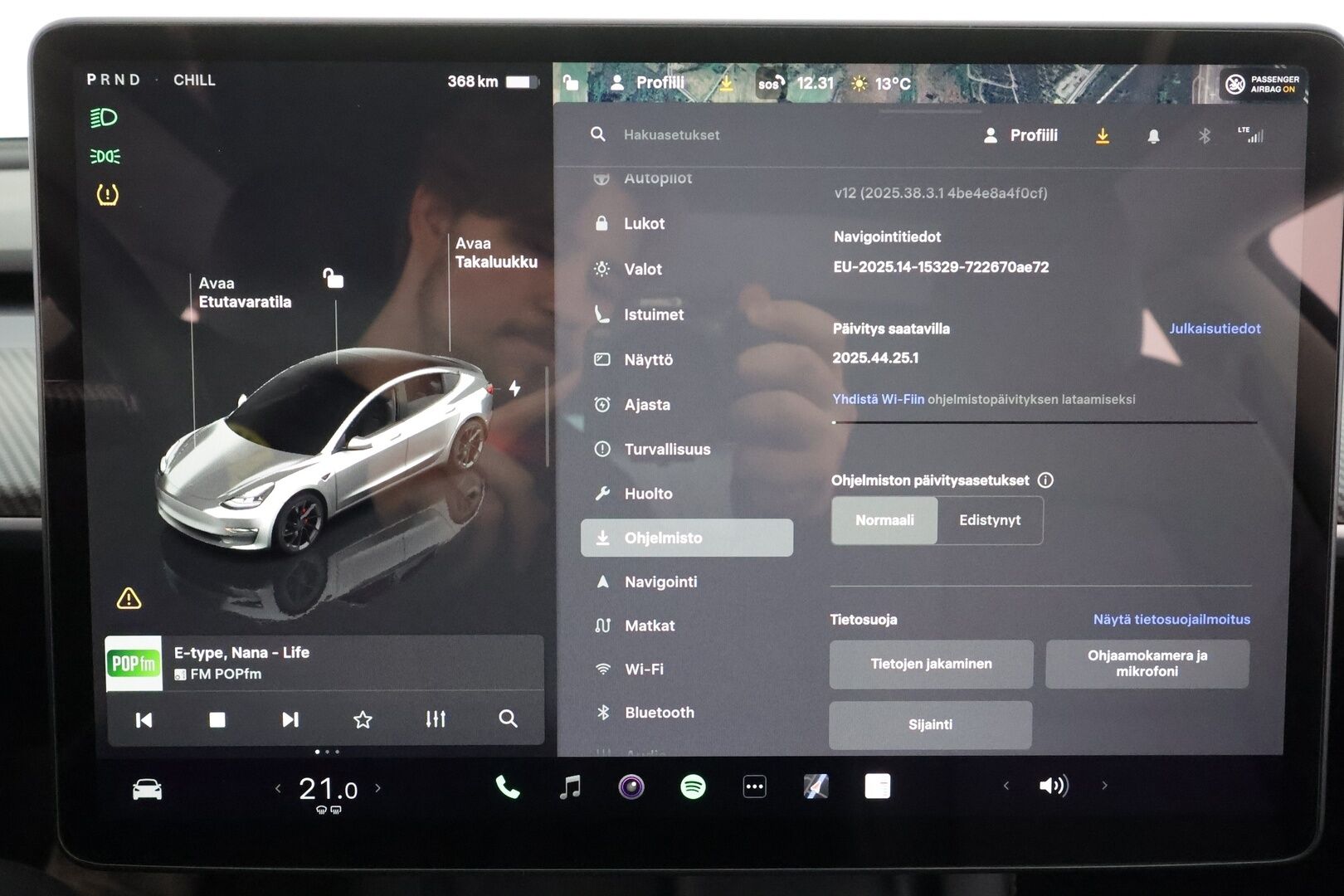 Tesla Model 3 2022 Performance * Lasikatto / ILP / ACC / Matrix-LED / P.Kamera / Muistipenkki / Premium Audio / Navi / Kaistavahti * - Akku kuntotarkastettu / 2x Latauskaapelit / Kahdet renkaat - HULLUT BLACKWEEK JATKOT - KORKOTARJOUS 2,49%