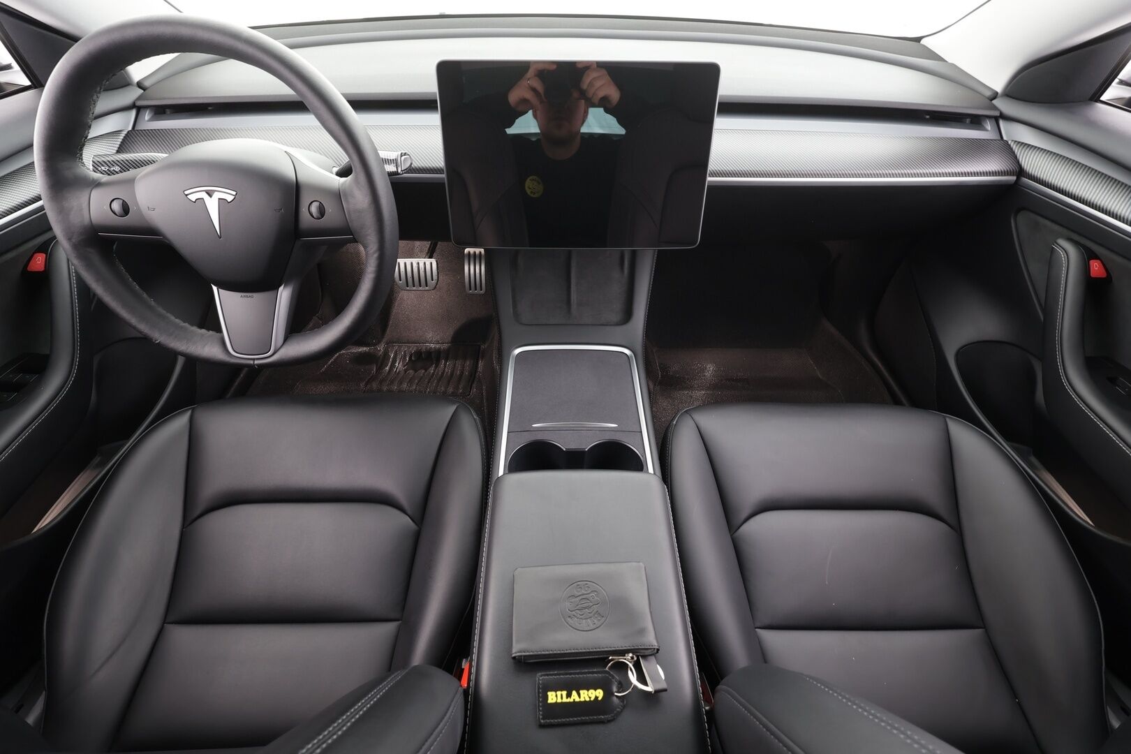 Tesla Model 3 2022 Performance * Lasikatto / ILP / ACC / Matrix-LED / P.Kamera / Muistipenkki / Premium Audio / Navi / Kaistavahti * - Akku kuntotarkastettu / 2x Latauskaapelit / Kahdet renkaat - HULLUT BLACKWEEK JATKOT - KORKOTARJOUS 2,49%