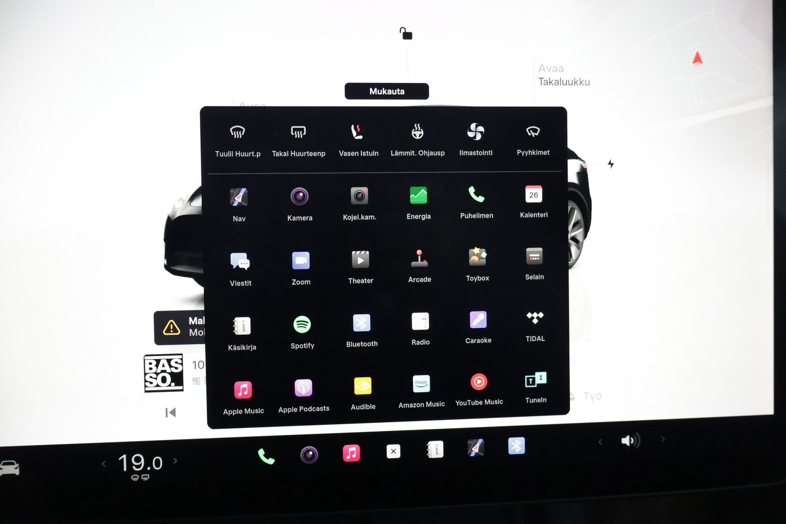 Tesla Model Y 2022 Long Range  * AMD Ryzen * AWD * 2 X RENKAAT SEKÄ VANTEET * - Autopilot / Lämpöpumppu / Premium Audio / Panorama / Matrix-LED / Tumma Nahkaverhoilu / 