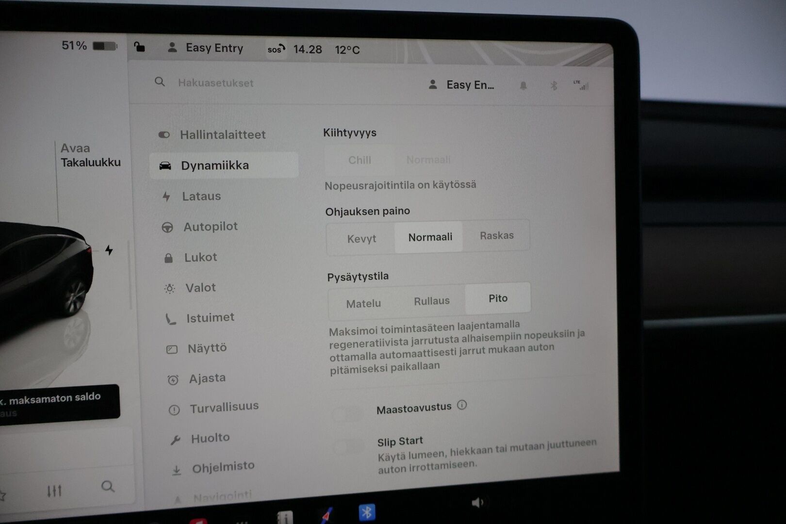 Tesla Model Y 2022 Long Range  * AMD Ryzen * AWD * 2 X RENKAAT SEKÄ VANTEET * - Autopilot / Lämpöpumppu / Premium Audio / Panorama / Matrix-LED / Tumma Nahkaverhoilu / 