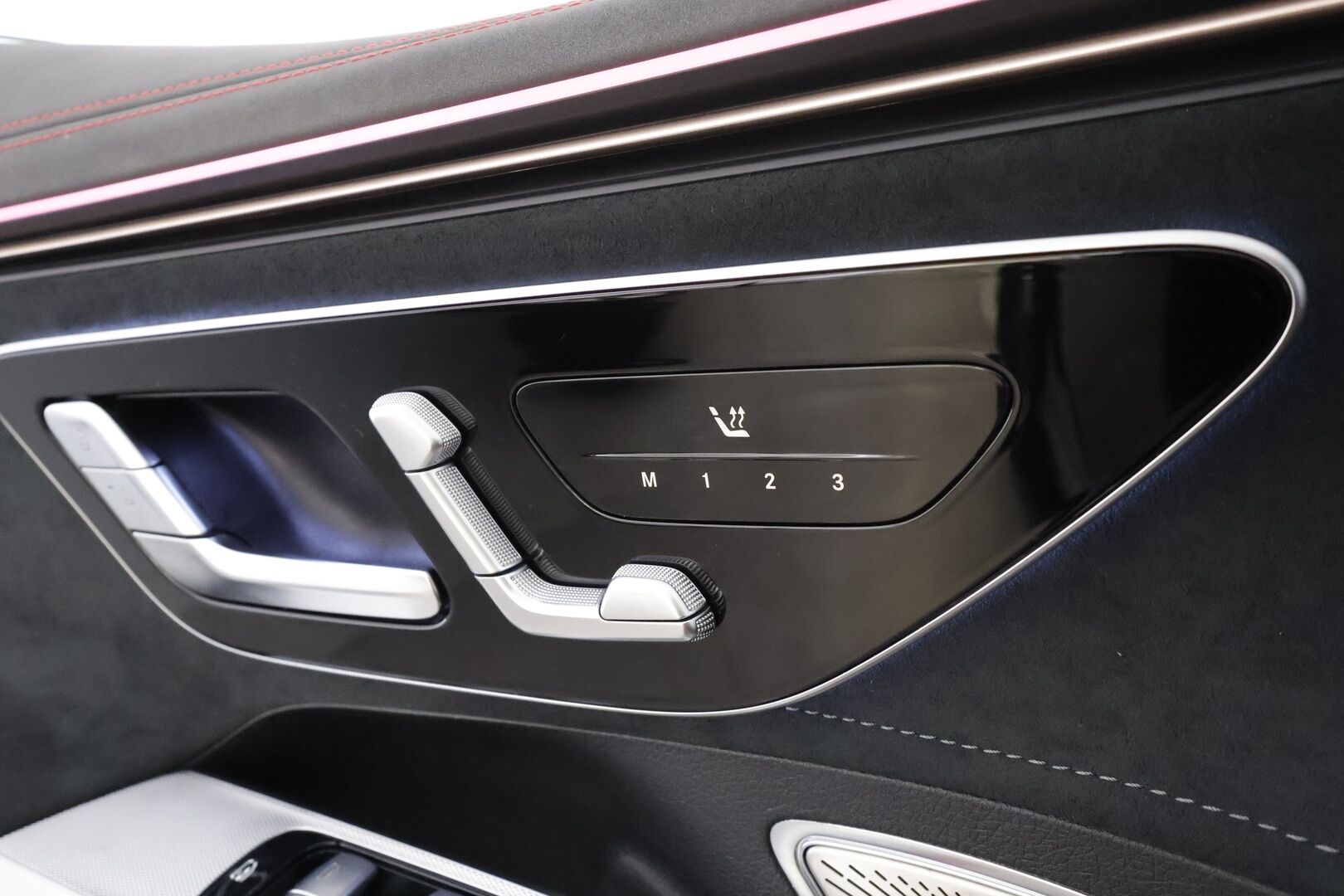 Mercedes-Benz EQE 2023 300 - | Distronic | Burmester | Muistipenkit | Panorama | High Performance audio | P.kamera | Puolinahat | Kahdet Renkaat | Koti & Kauppalaturi |