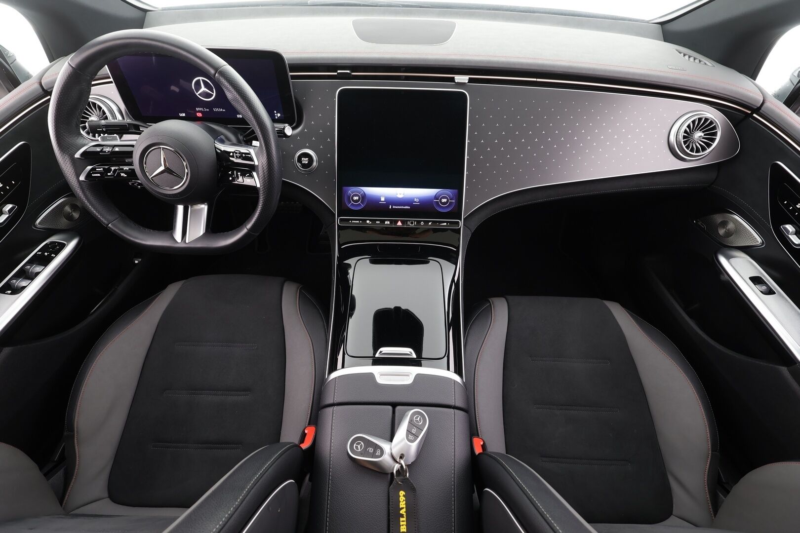 Mercedes-Benz EQE 2023 300 - | Distronic | Burmester | Muistipenkit | Panorama | High Performance audio | P.kamera | Puolinahat | Kahdet Renkaat | Koti & Kauppalaturi |