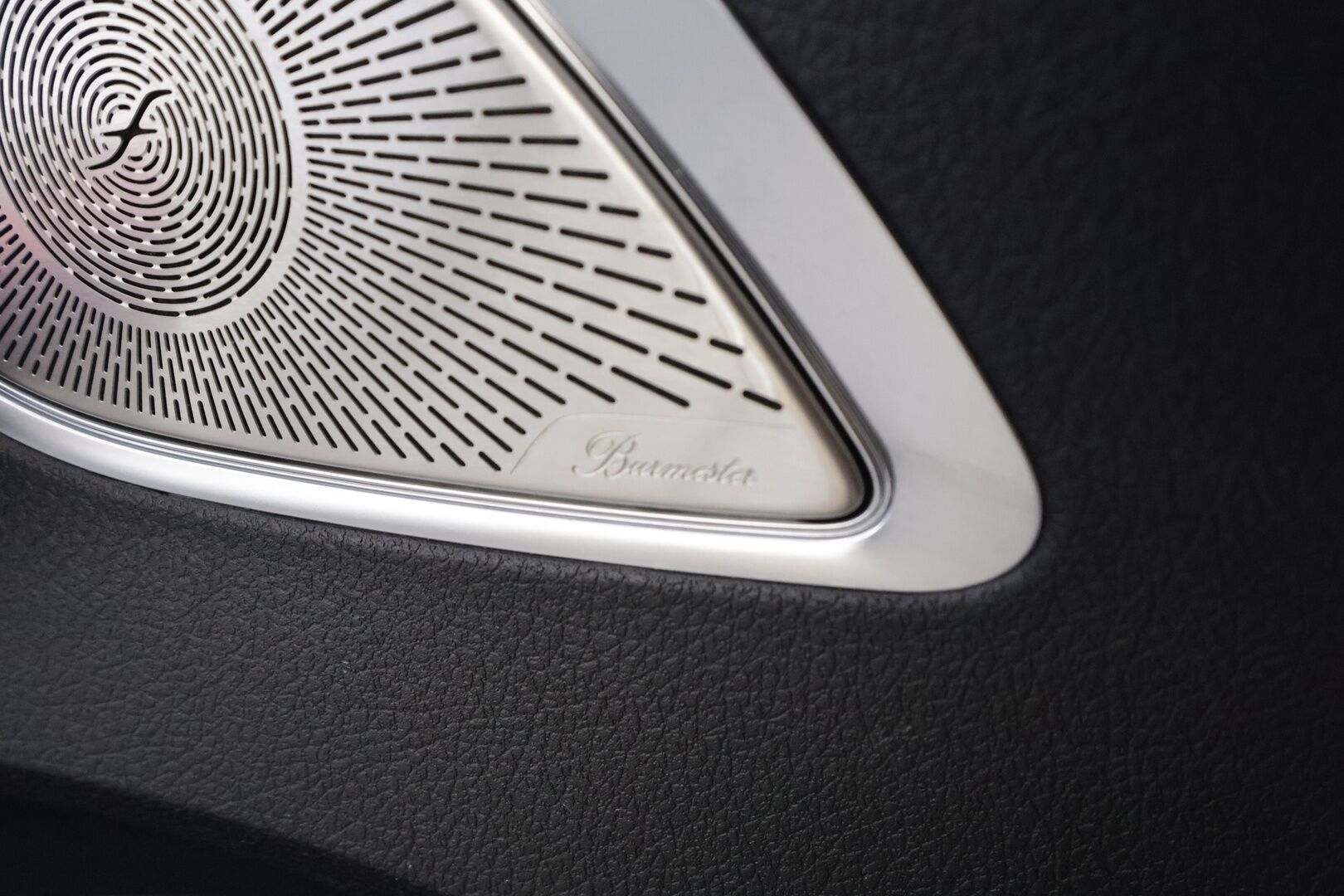 Mercedes-Benz EQE 2023 300 - | Distronic | Burmester | Muistipenkit | Panorama | High Performance audio | P.kamera | Puolinahat | Kahdet Renkaat | Koti & Kauppalaturi |