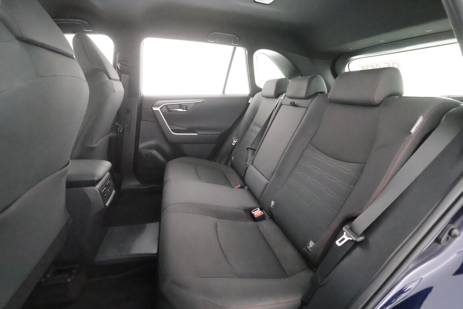 TOYOTA RAV4 PLUG-IN 2023 Hybrid 2,5 AWD-i Active Plus - | ACC | Koukku | Sähköpenkki | Facelift | Digimittaristo | P.kamera ja tutkat | Navi | Keyless | LED | Lämm. ratti | Sähk. takaluukku | ALV | 