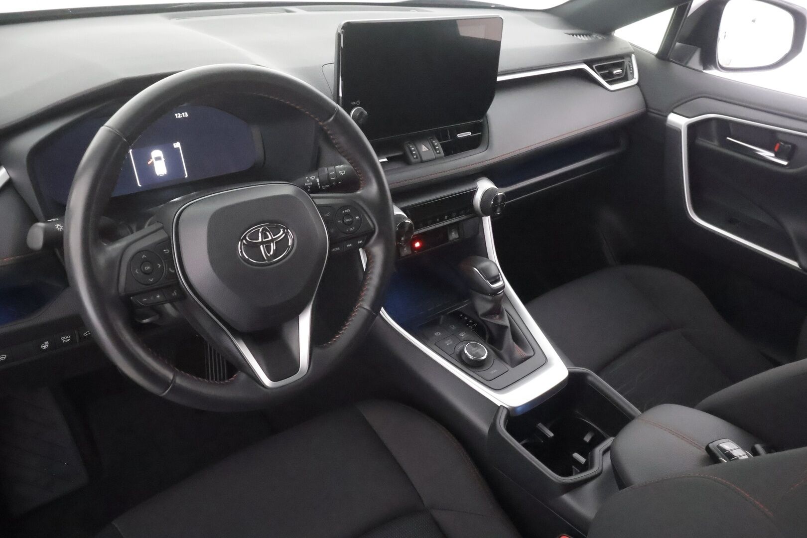 TOYOTA RAV4 PLUG-IN 2023 Hybrid 2,5 AWD-i Active Plus - | ACC | Koukku | Sähköpenkki | Facelift | Digimittaristo | P.kamera ja tutkat | Navi | Keyless | LED | Lämm. ratti | Sähk. takaluukku | ALV | 