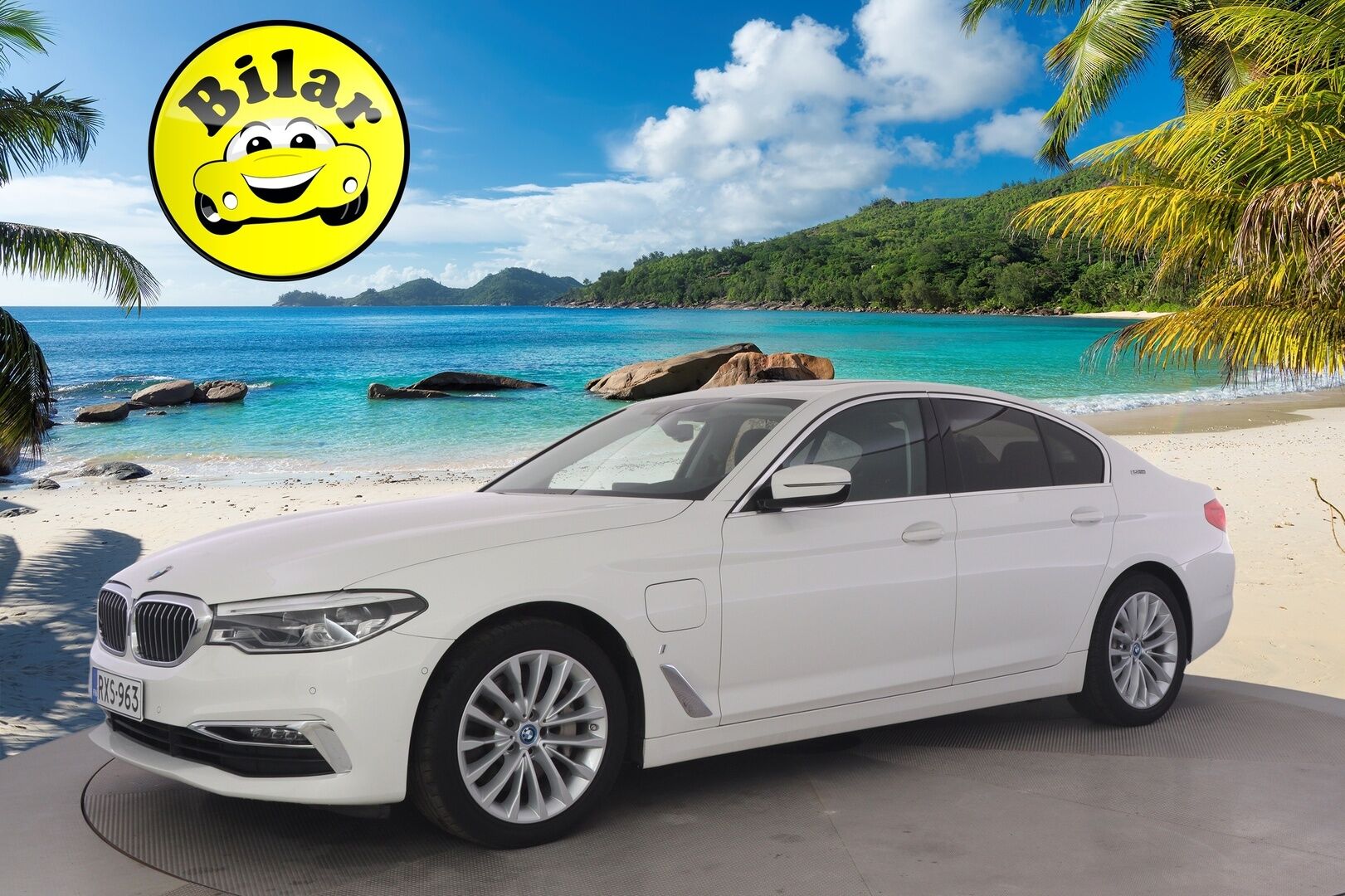 BMW 530 2019 G30 Sedan 530e A iPerformance Luxury Line - *HUD | Kattoluukku | Sport-penkit osasähkösäädöillä | Prof. Navi | P.kamera | Adapt. LED-ajovalot | 2x latauskaapelit | 2x renkaat & vanteet*