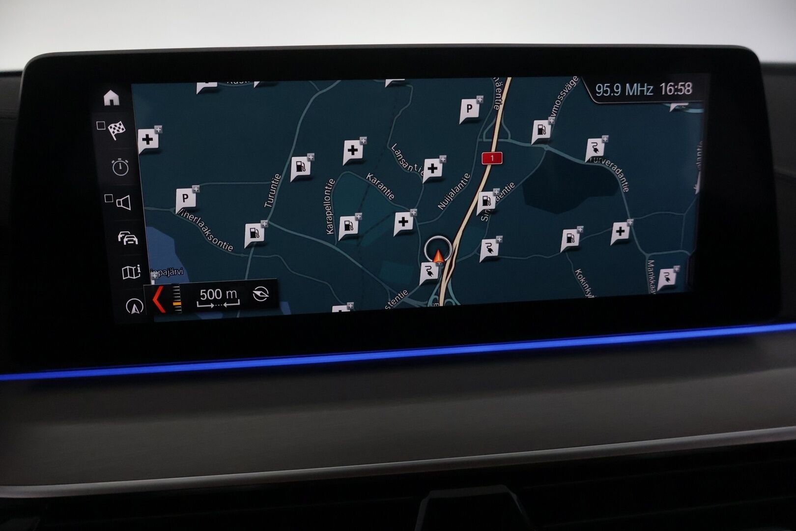 BMW 530 2019 G30 Sedan 530e A iPerformance Luxury Line - *HUD | Kattoluukku | Sport-penkit osasähkösäädöillä | Prof. Navi | P.kamera | Adapt. LED-ajovalot | 2x latauskaapelit | 2x renkaat & vanteet*