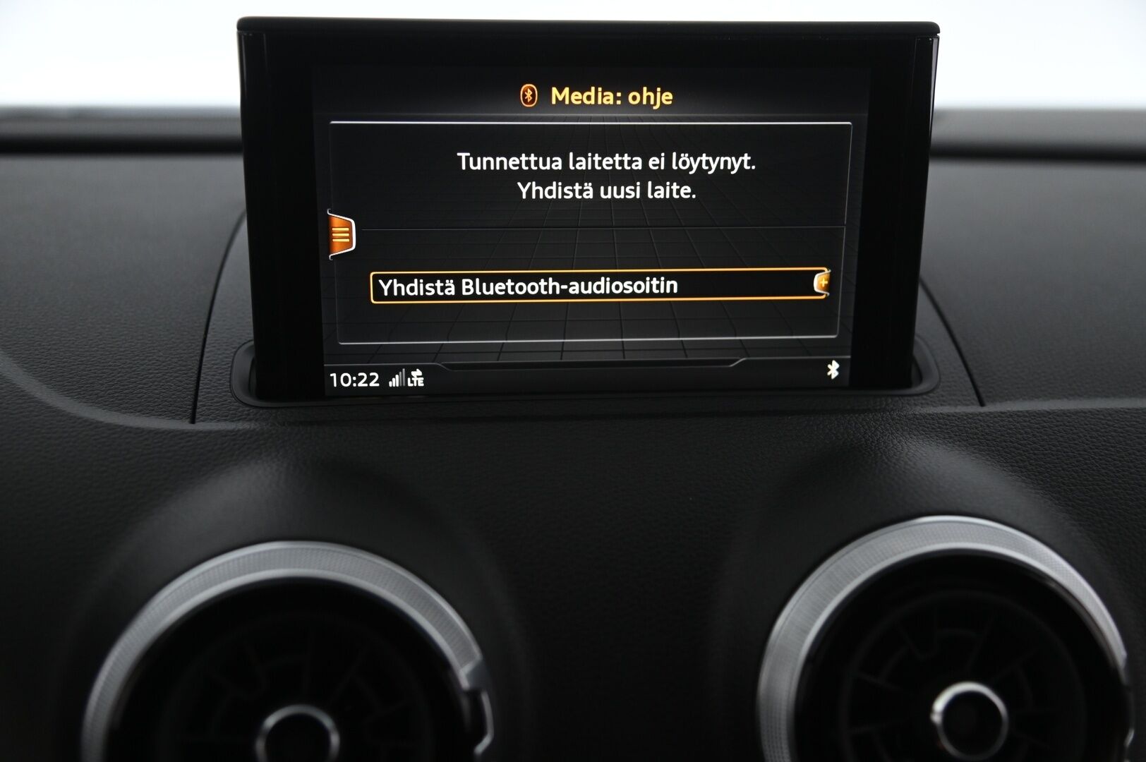 Audi A3 2018 e-tron Sportback 1,4 TFSI S tronic *Sporttipenkit / Flatbottom / MMI Navi / Tutkat* - Sporttipenkit | Flatbottom | Digimittaristo | MMI Navi | P.Tutkat | Lohko | 2x Alut