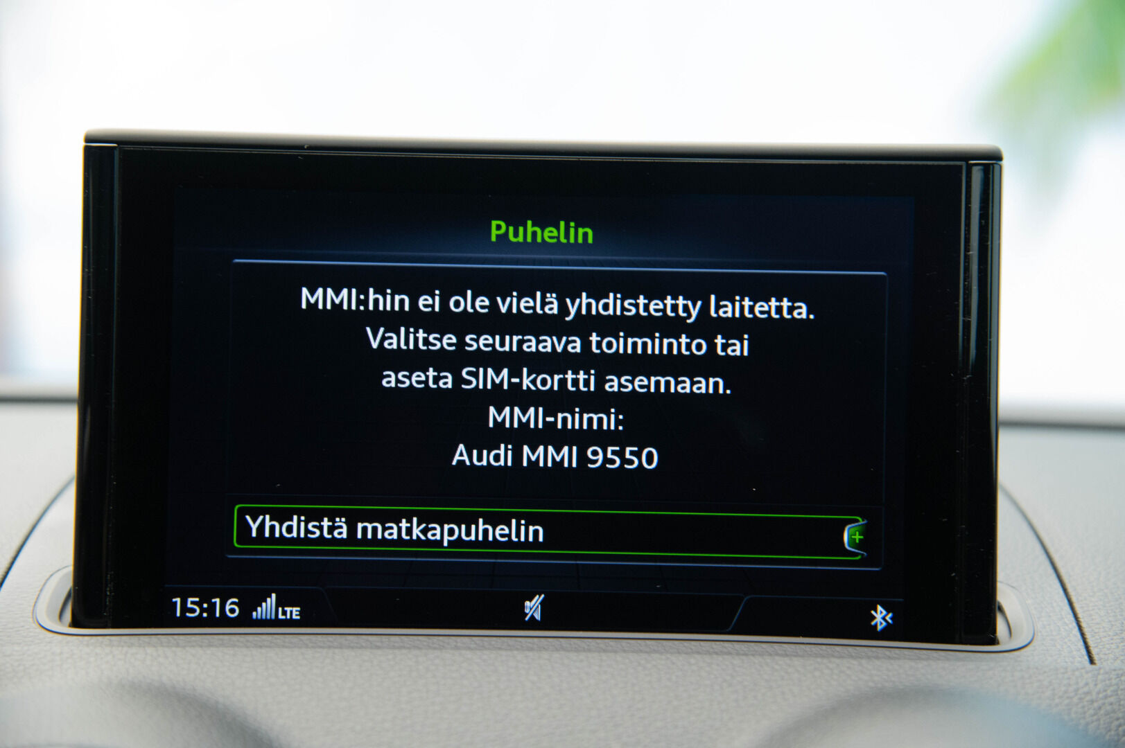 Audi A3 2018 e-tron Sportback 1,4 TFSI S tronic *Sporttipenkit / Flatbottom / MMI Navi / Tutkat* - Sporttipenkit | Flatbottom | Digimittaristo | MMI Navi | P.Tutkat | Lohko | 2x Alut