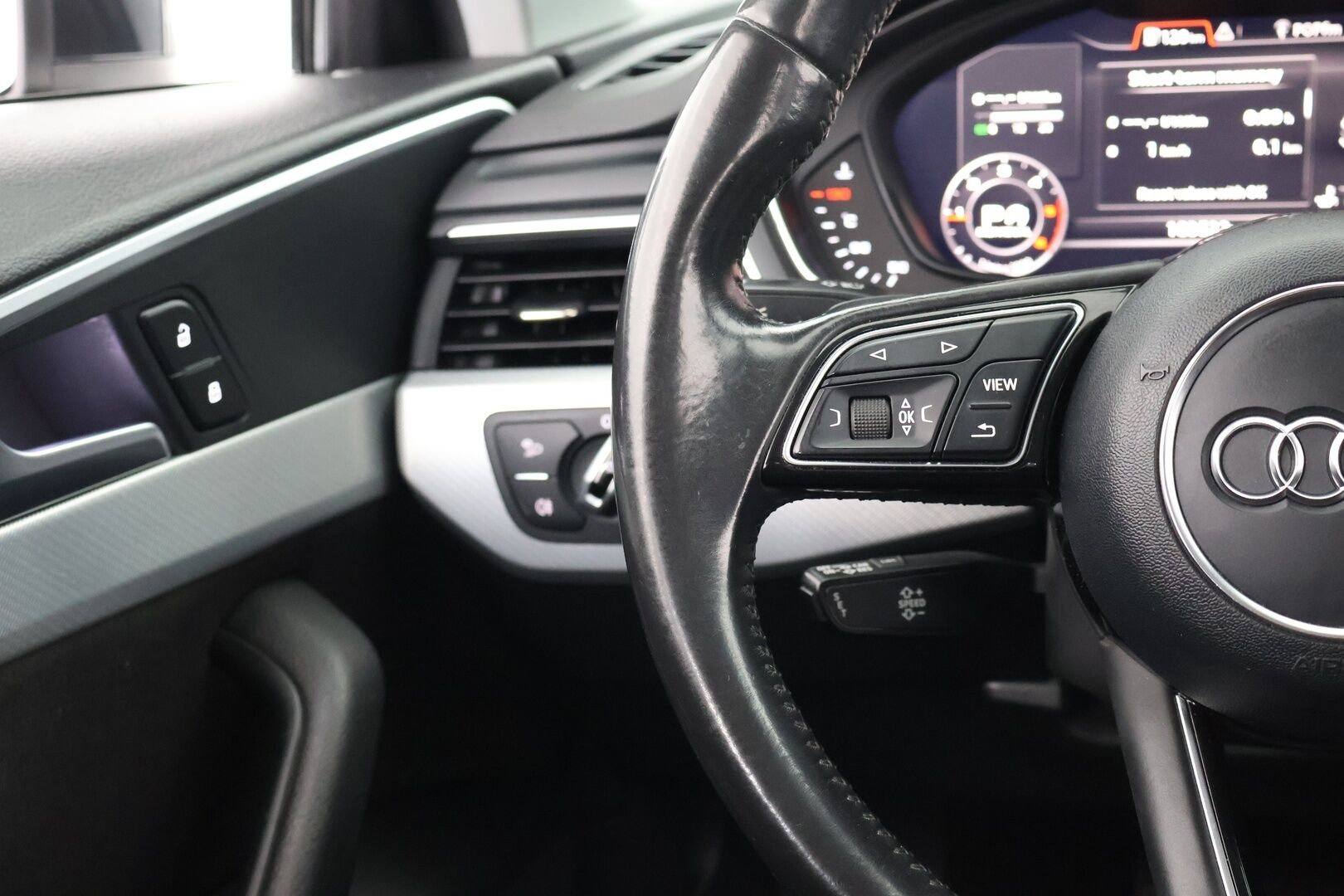 Audi A4 2016 Avant Business 2,0 TDI 140 kW quattro S tronic - MMI+ | Virtual cockpit | Koukku | LED | Tulossa myyntiin, kysy lisätiedot myyjältä! 