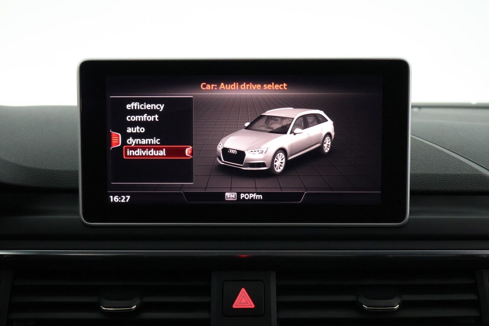 Audi A4 2016 Avant Business 2,0 TDI 140 kW quattro S tronic - MMI+ | Virtual cockpit | Koukku | LED | Tulossa myyntiin, kysy lisätiedot myyjältä! 