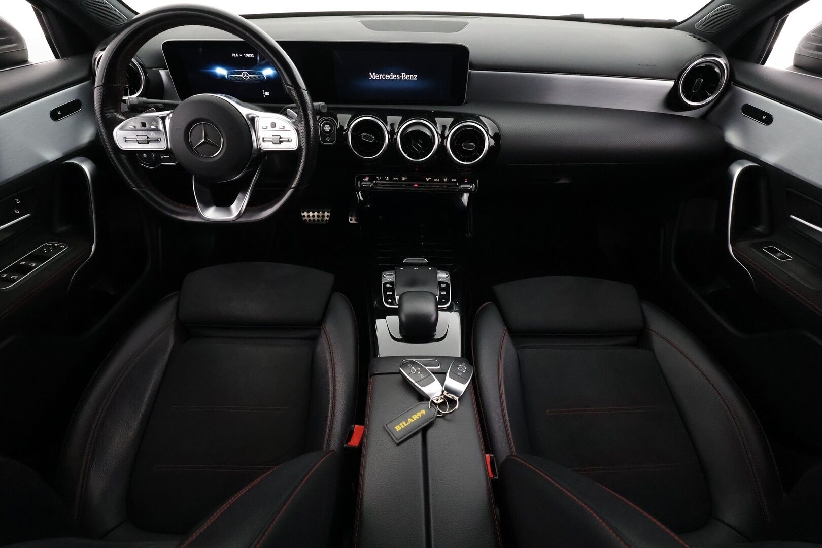 Mercedes-Benz A 2020 220 4MATIC A Business AMG - | Vakkari | Lohko | LED | P.Kamera | Sportti puolinahat | Widescreen | Suomi-auto |