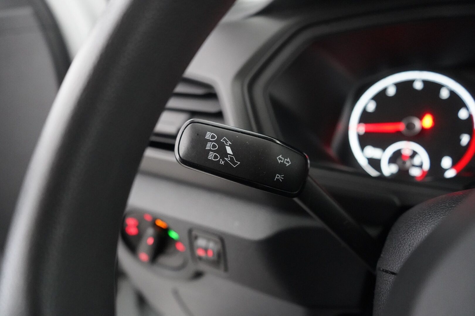 Volkswagen T-Cross 2020 Style 1,0 TSI 85 kW (115 hv) - ACC | BLIS | Lohko | Koukku | Jakopää 2026 | Kahdet renkaat