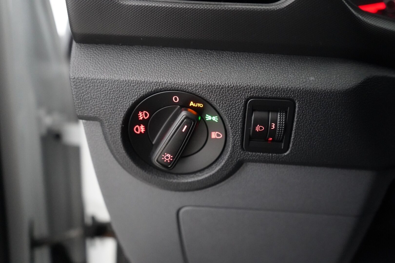 Volkswagen T-Cross 2020 Style 1,0 TSI 85 kW (115 hv) - ACC | BLIS | Lohko | Koukku | Jakopää 2026 | Kahdet renkaat