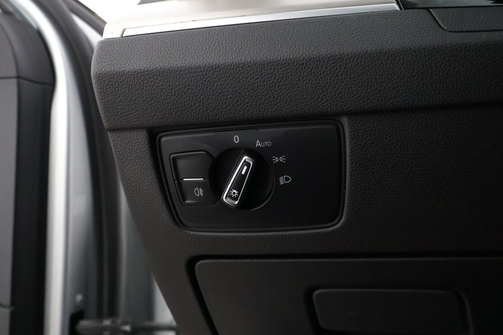 Volkswagen Passat 2018 Variant GTE Plug-In Hybrid 160 kW DSG-automaatti * Ada. Vakkari / P-kamera / Vetokoukku / AppConnect * - * Upeassa kunnossa oleva VW Passat Vetokoukulla, kaksilla renkailla & vanteilla! * - Osta nyt, maksa vasta ensi vuonna