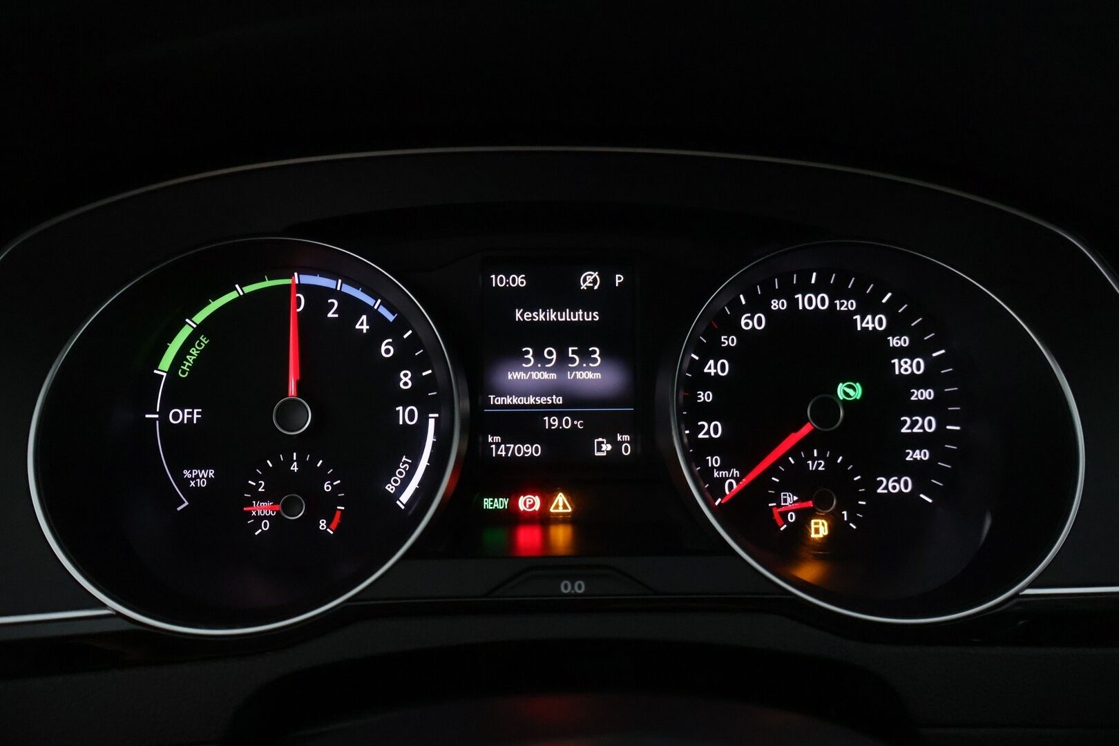 Volkswagen Passat 2018 Variant GTE Plug-In Hybrid 160 kW DSG-automaatti * Ada. Vakkari / P-kamera / Vetokoukku / AppConnect * - * Upeassa kunnossa oleva VW Passat Vetokoukulla, kaksilla renkailla & vanteilla! * - Osta nyt, maksa vasta ensi vuonna