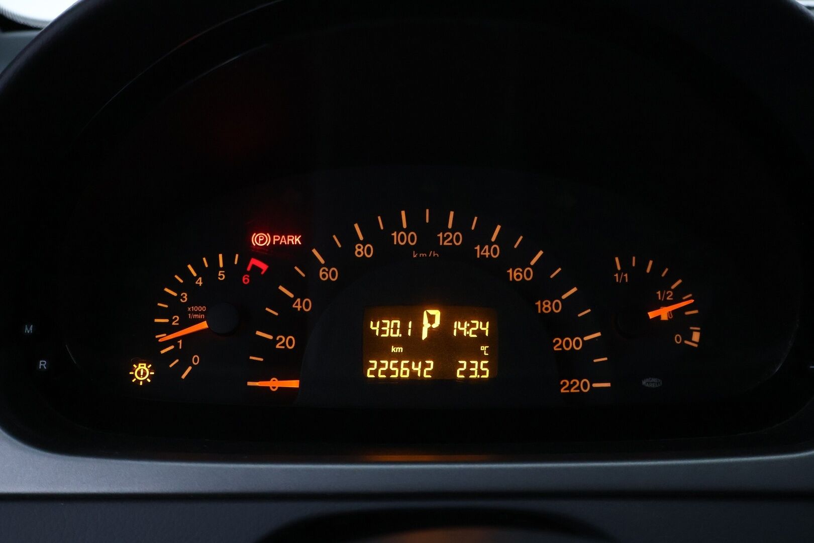 Mercedes-Benz Viano 2005 3,0 pitkä A3 AT 8P / *YritysOutlet - Myydään vain yrityksille* - *YritysOutlet - Myydään vain yrityksille*