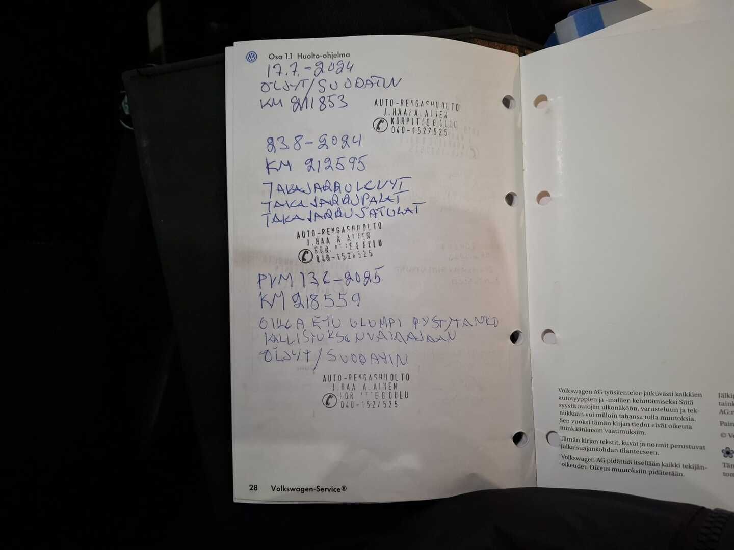 Volkswagen Golf 2005 1,6 75 kW Comfortline 5d / YritysOutlet - Myydään vain yrityksille / - Lohkolämmitin / 6kk leimaa! / Sisustalta todella siisti / Suomi-auto