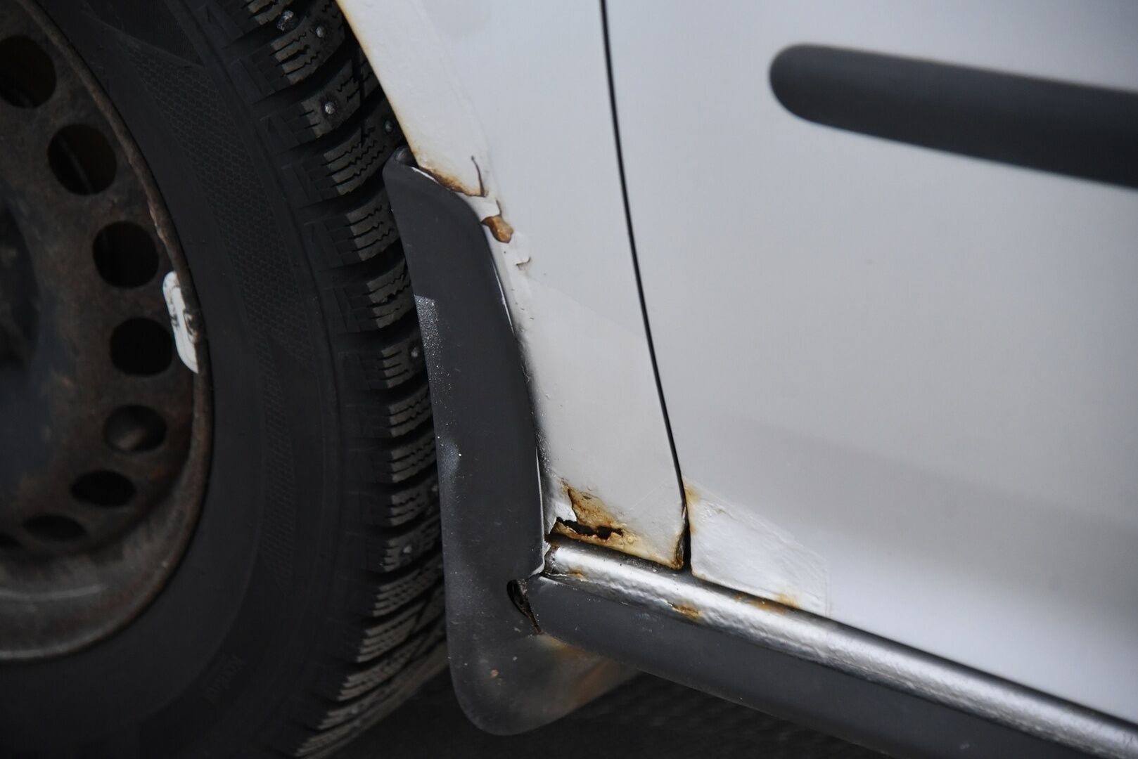 Volkswagen Golf 2005 1,6 75 kW Comfortline 5d / YritysOutlet - Myydään vain yrityksille / - Lohkolämmitin / 6kk leimaa! / Sisustalta todella siisti / Suomi-auto