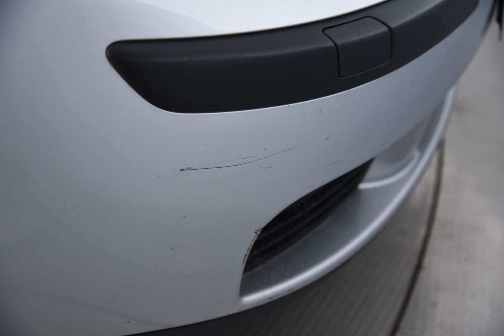 Volkswagen Golf 2005 1,6 75 kW Comfortline 5d / YritysOutlet - Myydään vain yrityksille / - Lohkolämmitin / 6kk leimaa! / Sisustalta todella siisti / Suomi-auto