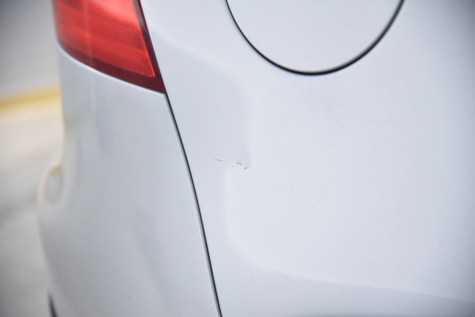 Volkswagen Golf 2005 1,6 75 kW Comfortline 5d / YritysOutlet - Myydään vain yrityksille / - Lohkolämmitin / 6kk leimaa! / Sisustalta todella siisti / Suomi-auto