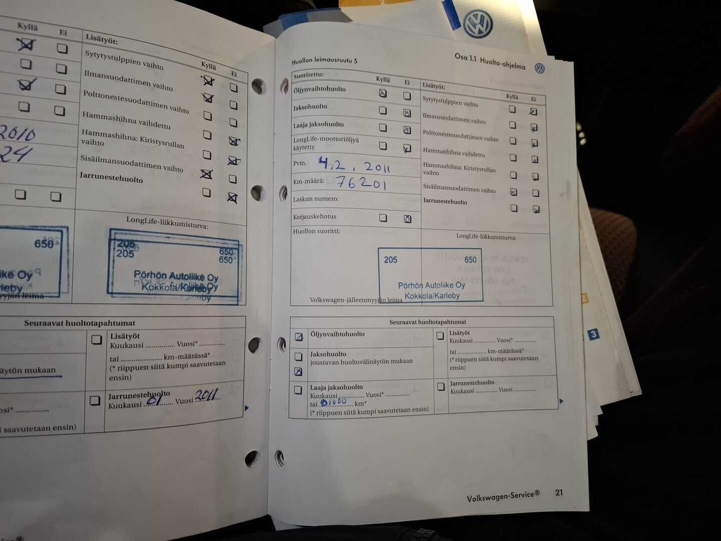 Volkswagen Golf 2005 1,6 75 kW Comfortline 5d / YritysOutlet - Myydään vain yrityksille / - Lohkolämmitin / 6kk leimaa! / Sisustalta todella siisti / Suomi-auto