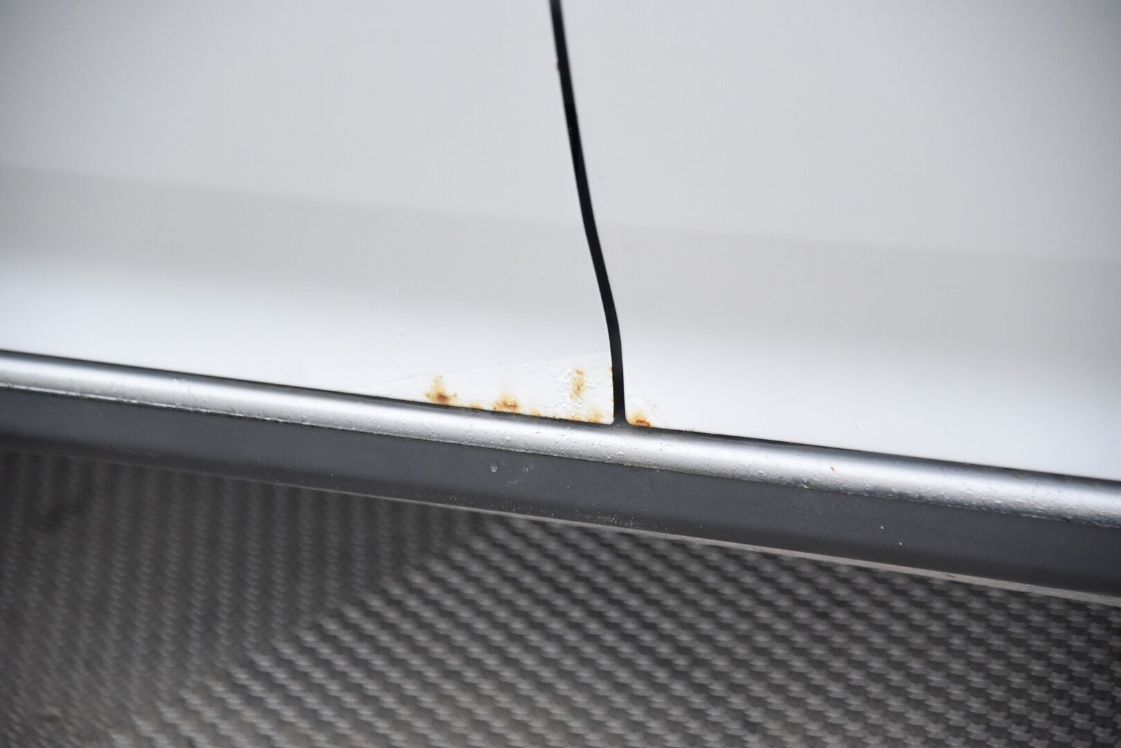 Volkswagen Golf 2005 1,6 75 kW Comfortline 5d / YritysOutlet - Myydään vain yrityksille / - Lohkolämmitin / 6kk leimaa! / Sisustalta todella siisti / Suomi-auto