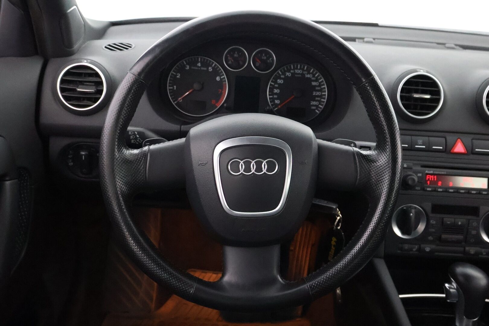 Audi A3 2005 3,2 184 kW quattro DSG-autom. YritysOutlet - Myydään vain yrityksille - YritysOutlet - Myydään vain yrityksille