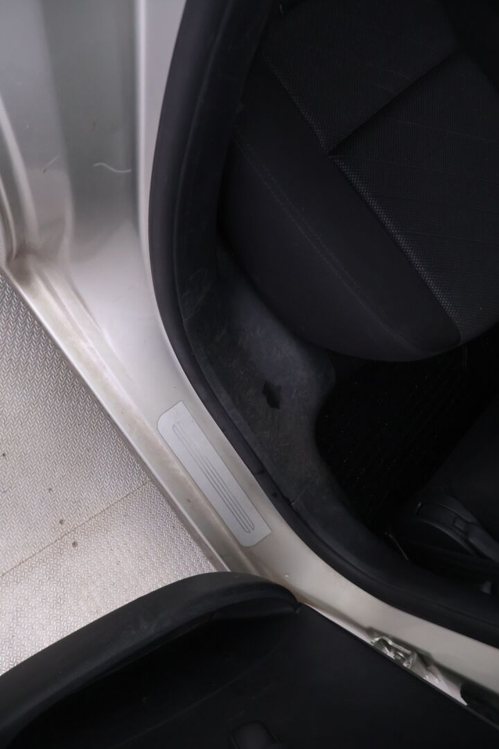 Peugeot 207 2009 Sport 120 5-ov. Platinum *YritysOutlet - Myydään vain yrityksille