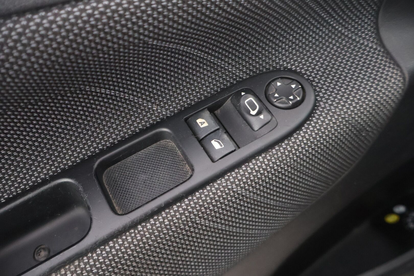 Peugeot 207 2009 Sport 120 5-ov. Platinum *YritysOutlet - Myydään vain yrityksille