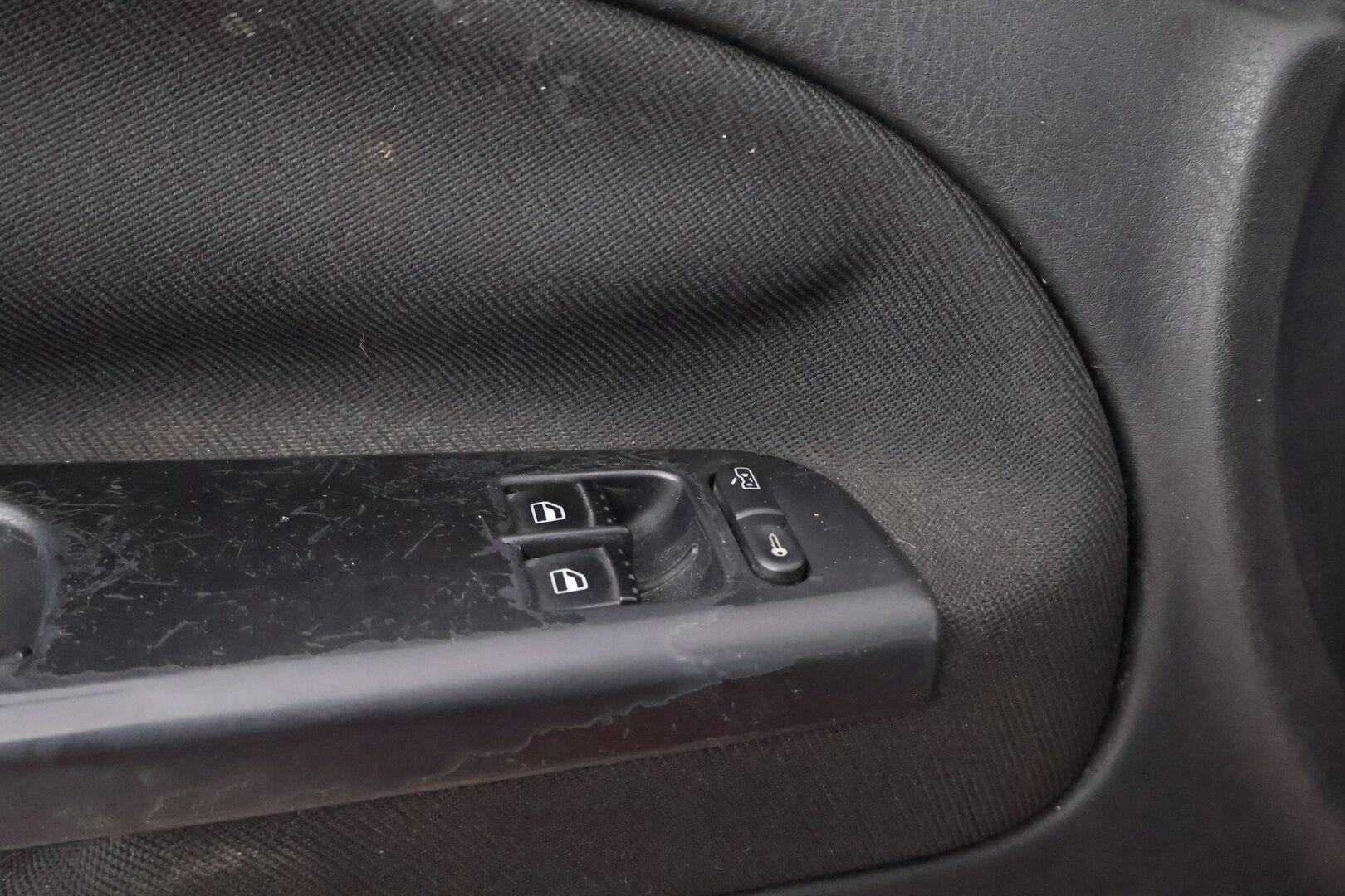 Volkswagen Passat Variant 1999 MYYDÄÄN HUUTOKAUPAT.COM!