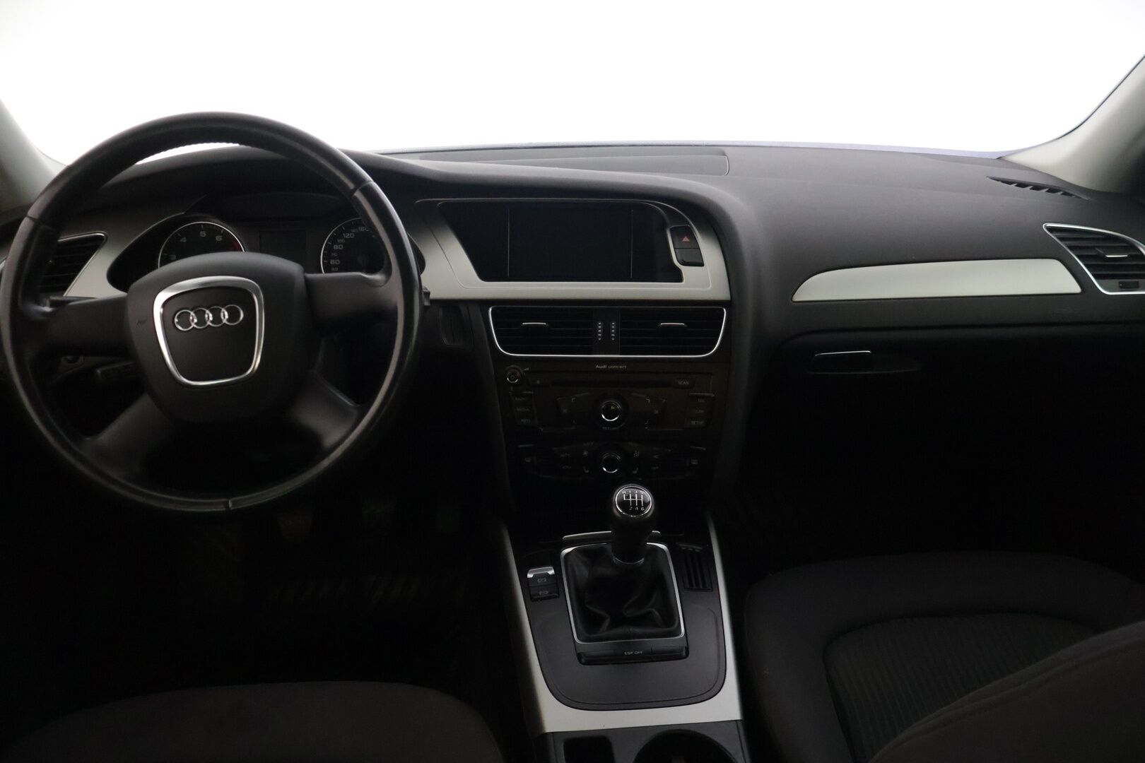 Audi A4 2010 Sedan 1,8 TFSI 88 kW Business- *YritysOutlet - Myydään vain yrityksille* - | 2-omisteinen | Vakkari | Lohkolämmitin | Xenon | Vetokoukku | 2x renkaat |